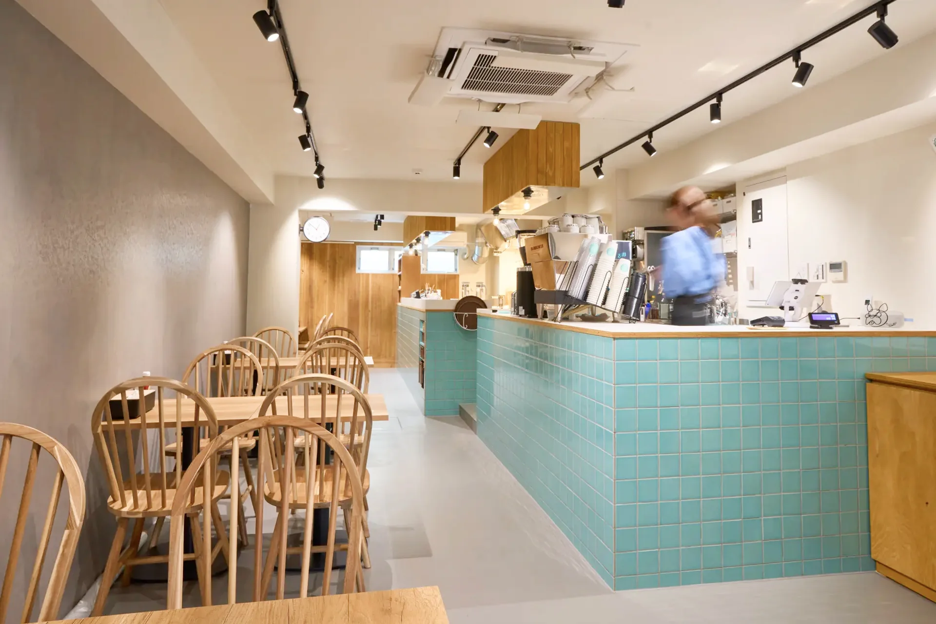 F BULL'S Cafe